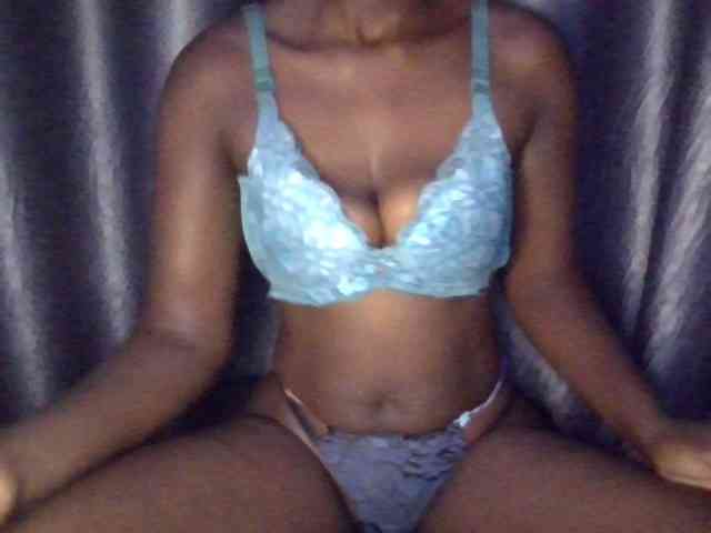 bustybliss webcam