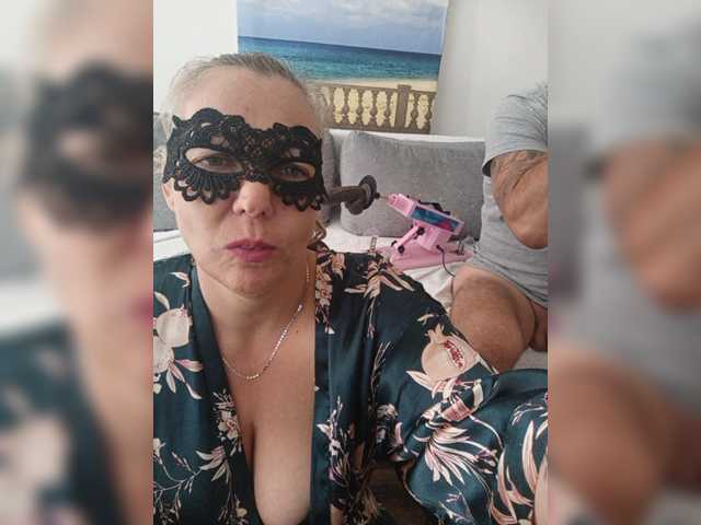 Sisinkaa4422