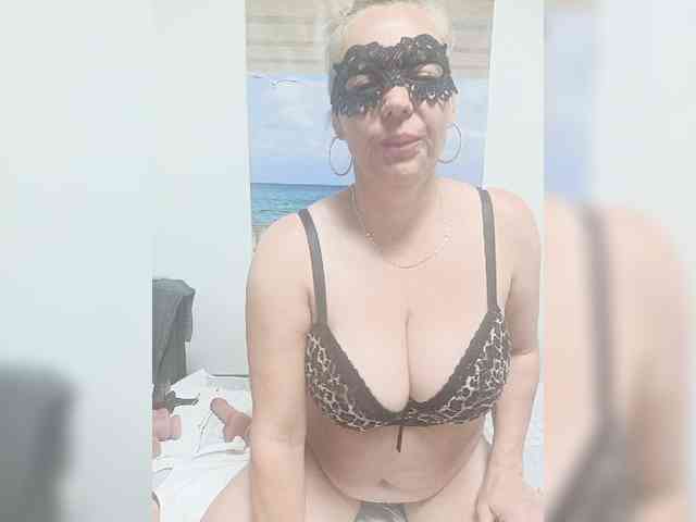 Sisinkaa4422
