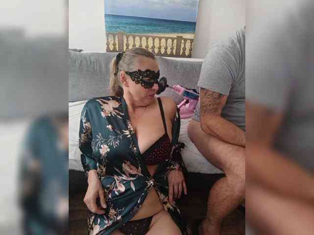 Sisinkaa4422 webcam