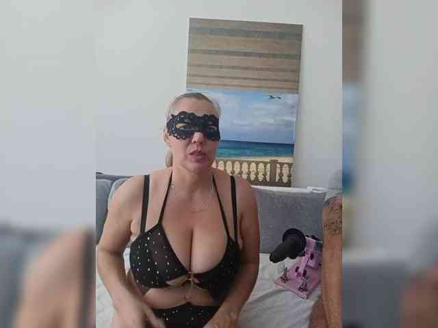 Sisinkaa4422 webcam