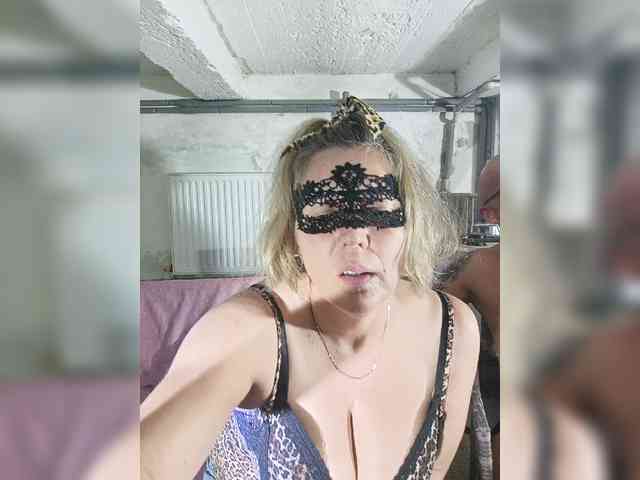 Sisinkaa4422 webcam