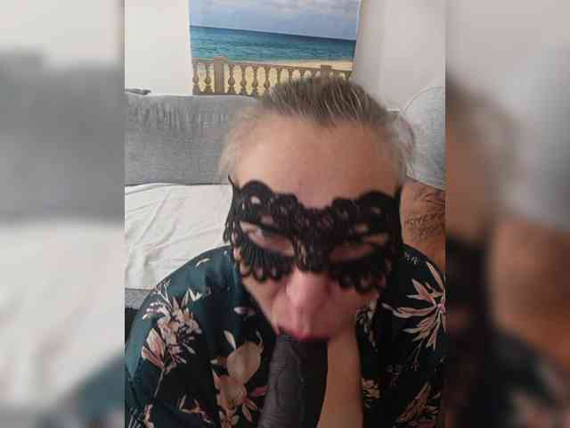 Sisinkaa4422 webcam