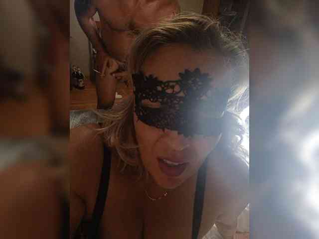 Sisinkaa4422 webcam