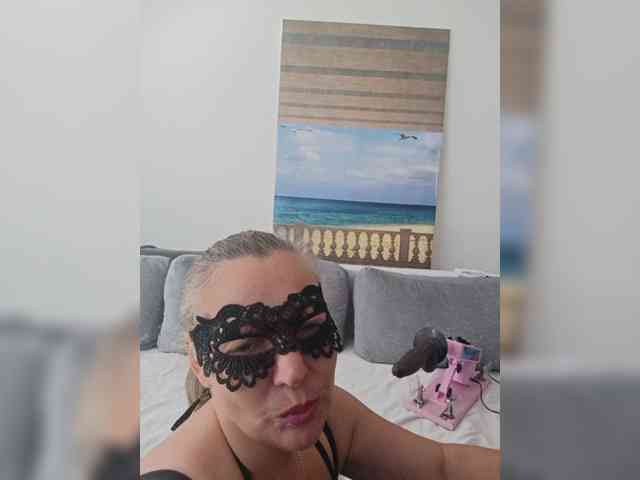 Sisinkaa4422 webcam