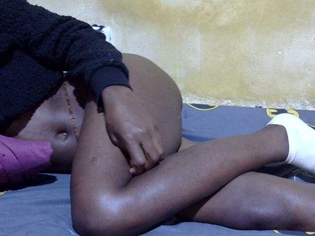sexy-candy1 live cam on