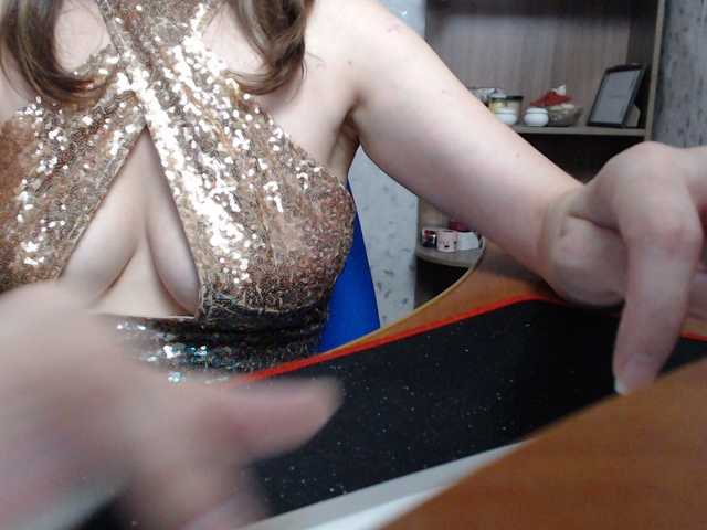 VasilisaGold live webcam show