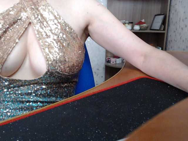 VasilisaGold live webcam show