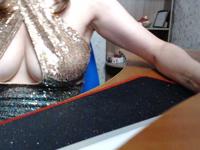 VasilisaGold live webcam show