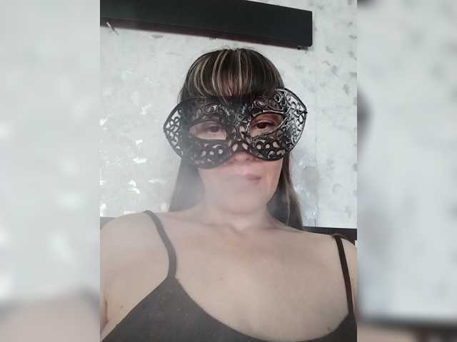 VasilisaGold live cam on BongaCams
