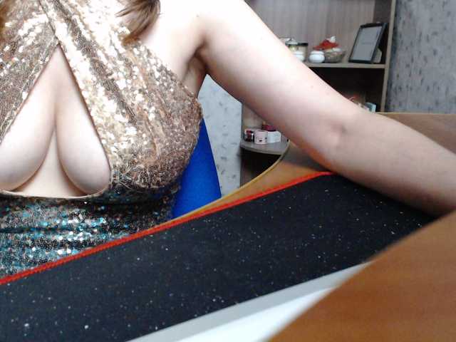 VasilisaGold live webcam show