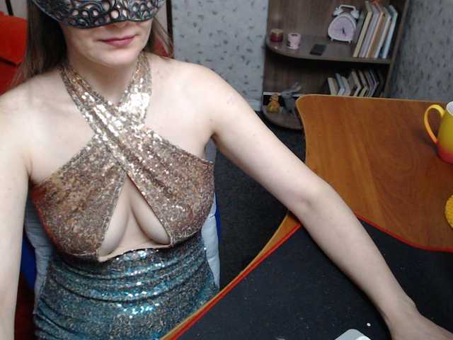 VasilisaGold live cam on BongaCams