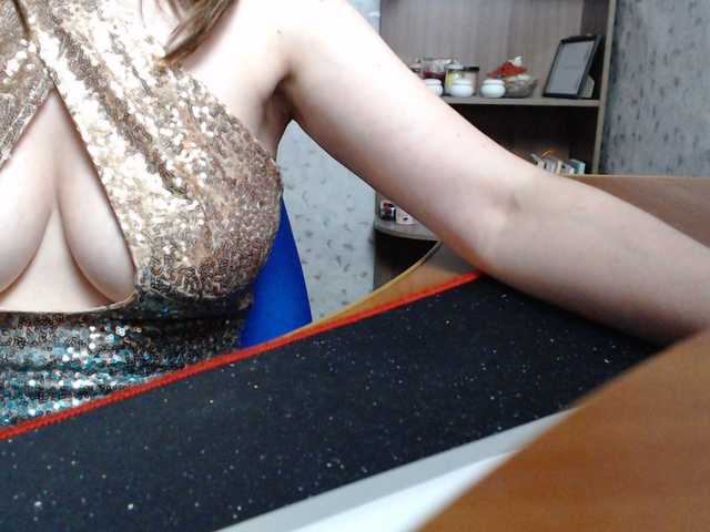 VasilisaGold live webcam show