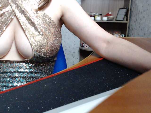 VasilisaGold live webcam show