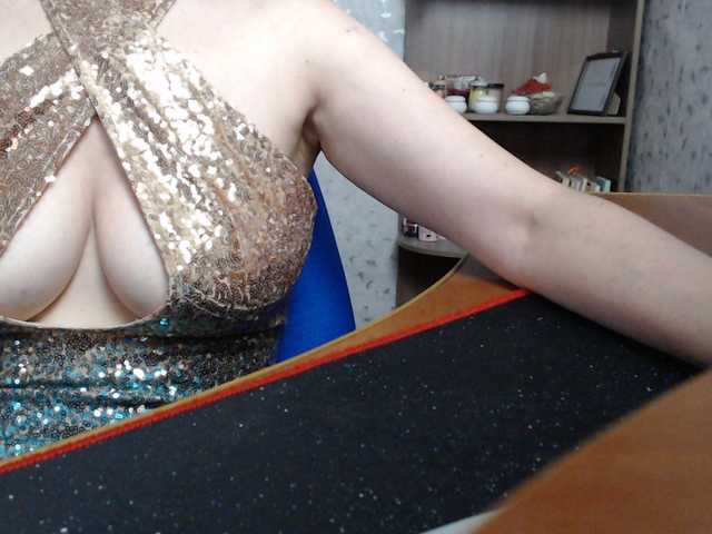 VasilisaGold live webcam show