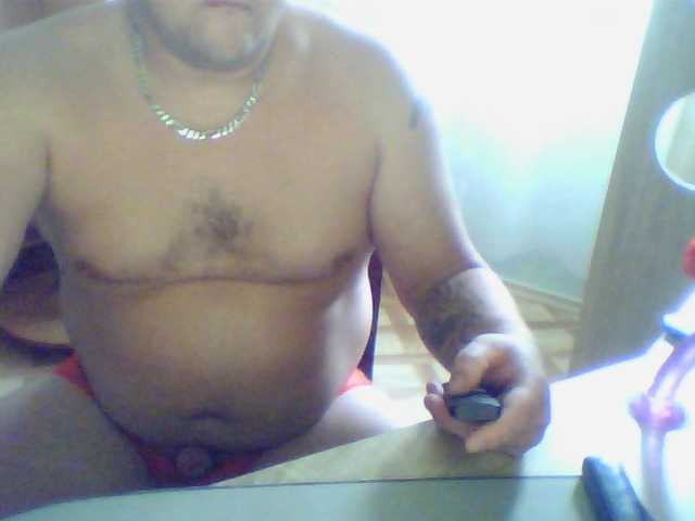 Vov4ik13 — live male cam