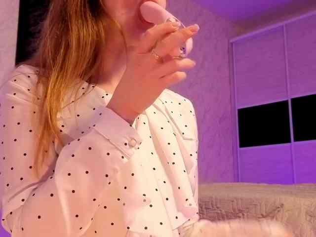 Strawberries_ webcam