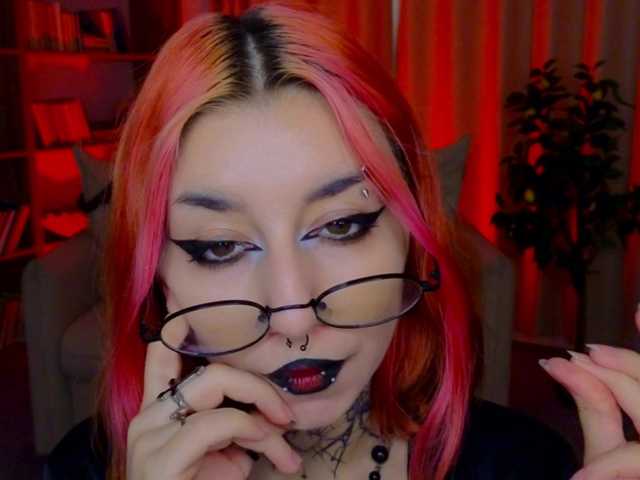 MistressMarcelline live cam on BongaCams