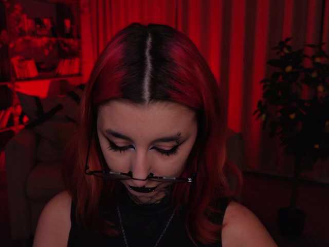 MistressMarcelline live cam on BongaCams