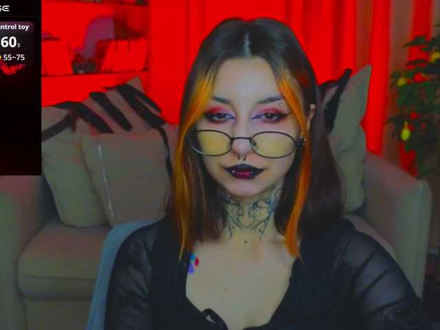 MistressMarcelline's BongaCams show and profile