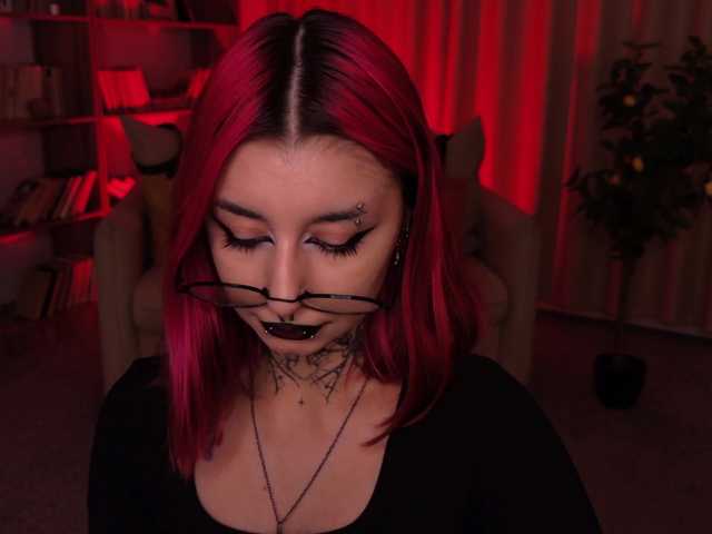 секс с MistressMarcelline