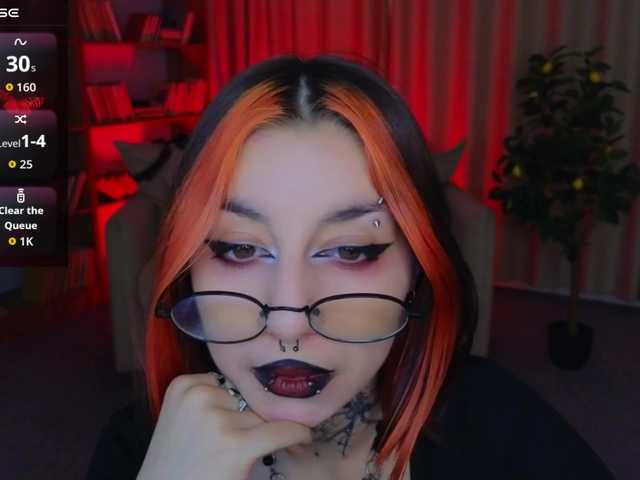 MistressMarcelline live cam on BongaCams