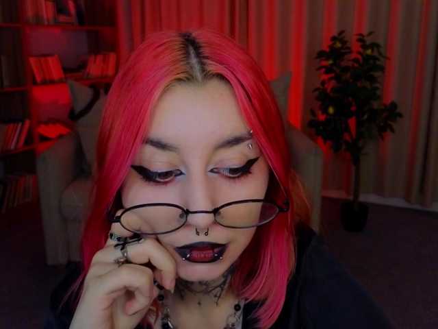 MistressMarcelline live cam on BongaCams