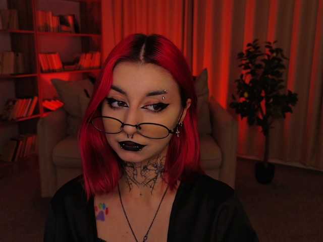 MistressMarcelline live cam on BongaCams