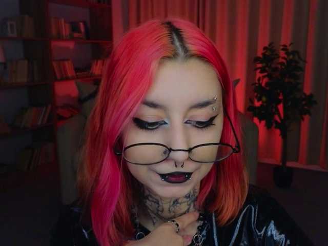 mistressmarcelline online
