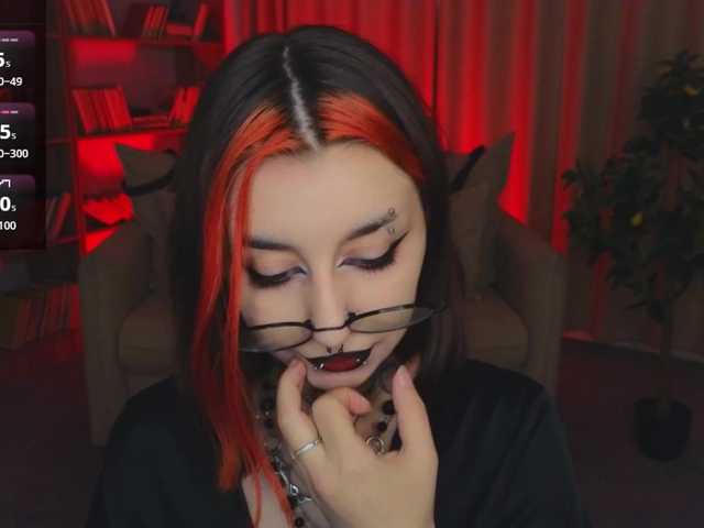 MistressMarcelline live cam on BongaCams