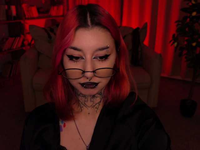 MistressMarcelline live cam on BongaCams