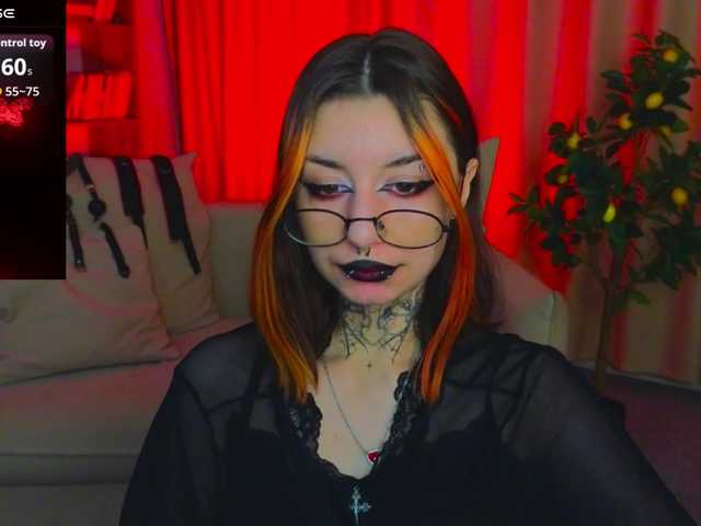 MistressMarcelline's BongaCams show and profile