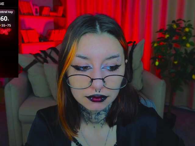 MistressMarcelline's BongaCams show and profile