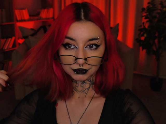 MistressMarcelline live cam on BongaCams