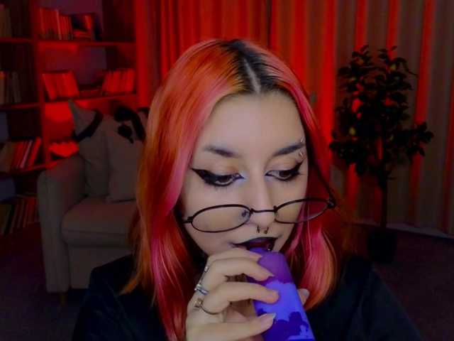 MistressMarcelline live cam on BongaCams
