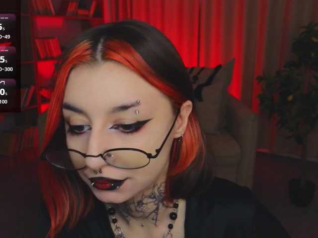 MistressMarcelline live cam on BongaCams