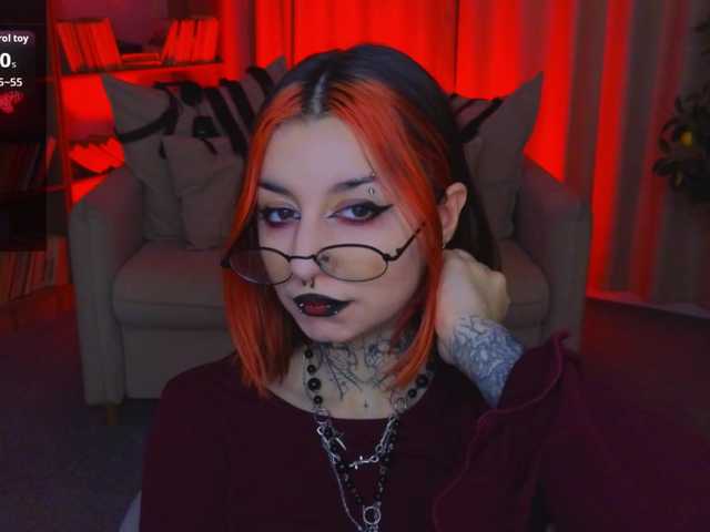MistressMarcelline live cam on BongaCams