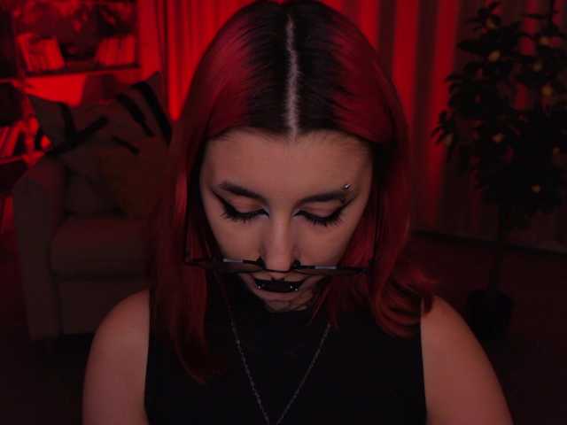 MistressMarcelline live cam on BongaCams