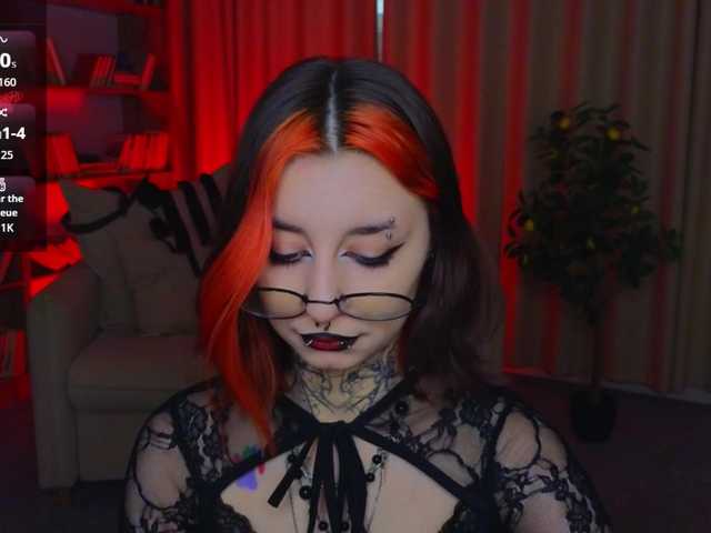 MistressMarcelline live cam on BongaCams