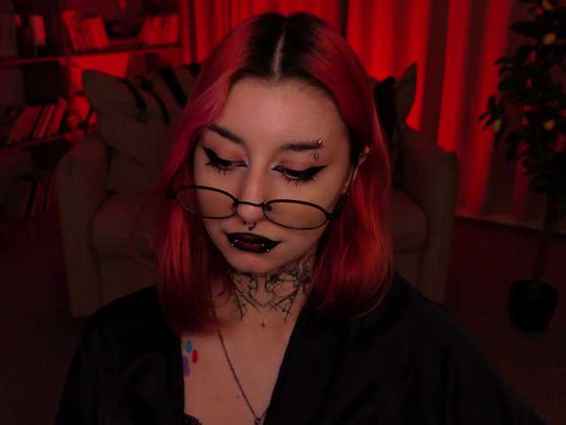 MistressMarcelline live cam on BongaCams