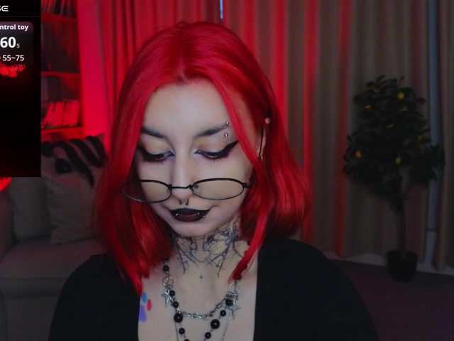 mistressmarcelline live sex