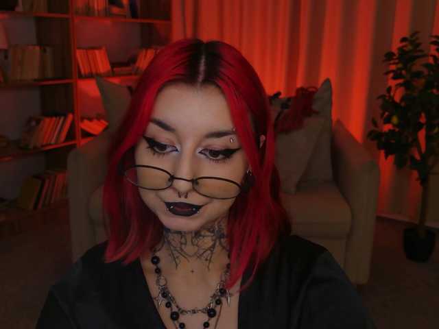 MistressMarcelline live cam on BongaCams