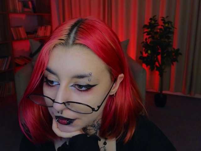 MistressMarcelline live cam on BongaCams