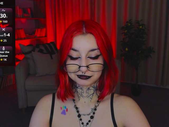 mistressmarcelline live sex