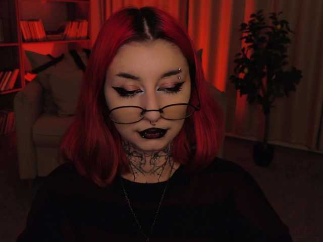 MistressMarcelline live cam on BongaCams