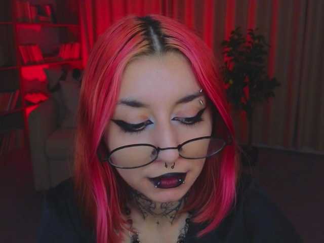 MistressMarcelline live cam on BongaCams