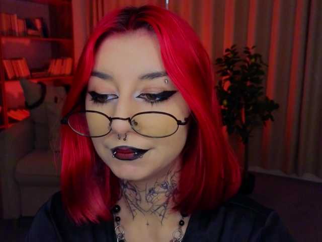 MistressMarcelline live cam on BongaCams