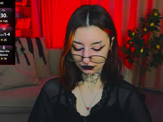 MistressMarcelline's BongaCams show and profile