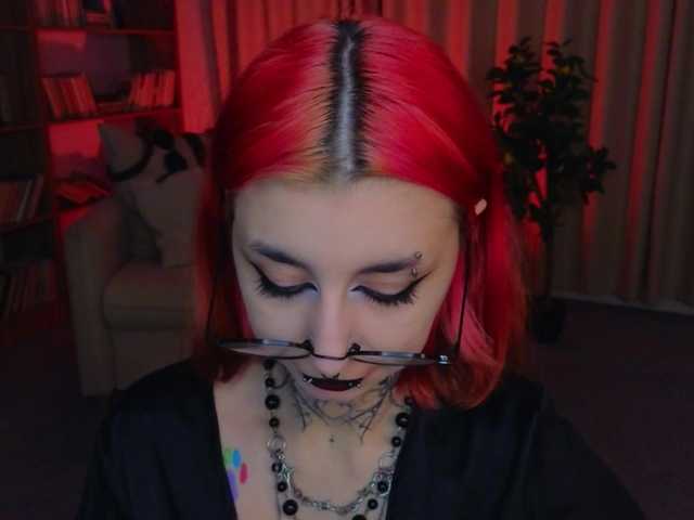 MistressMarcelline live cam on BongaCams