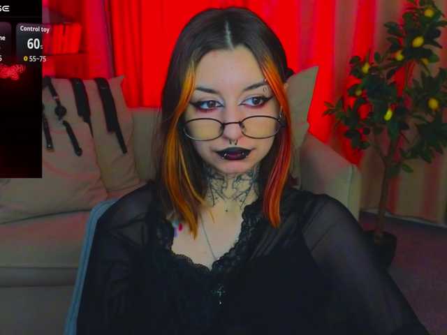 MistressMarcelline's BongaCams show and profile